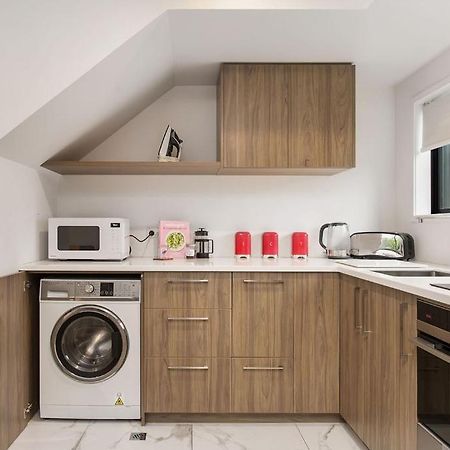 Light & Spacious 2Bdrm Townhouse Off Street Park Κράισττσερτς Εξωτερικό φωτογραφία