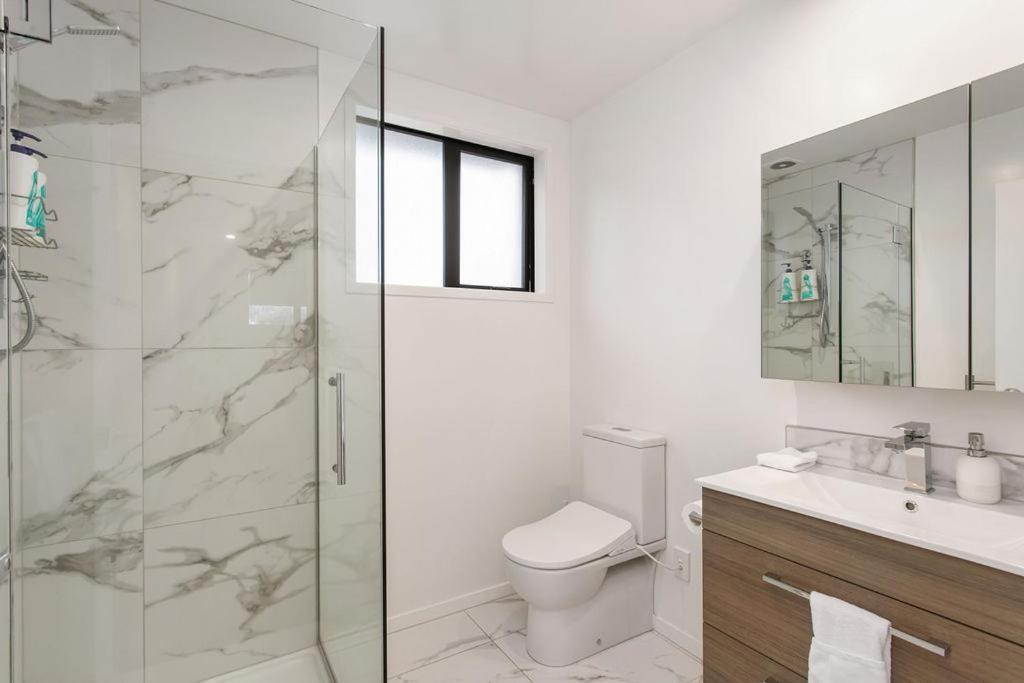 Light & Spacious 2Bdrm Townhouse Off Street Park Κράισττσερτς Εξωτερικό φωτογραφία