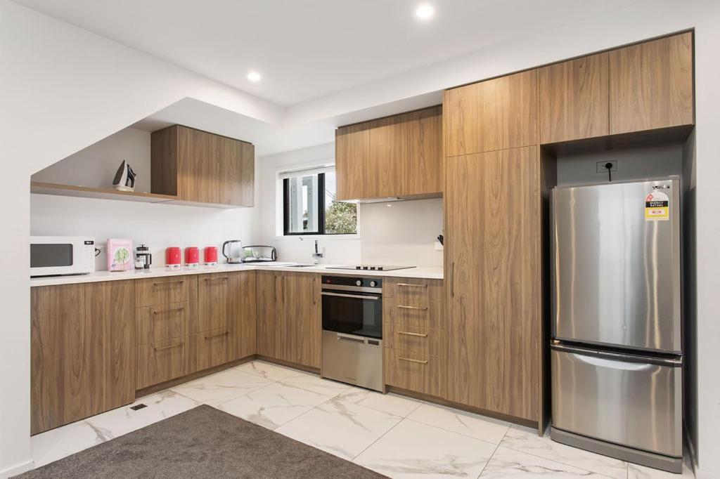 Light & Spacious 2Bdrm Townhouse Off Street Park Κράισττσερτς Εξωτερικό φωτογραφία