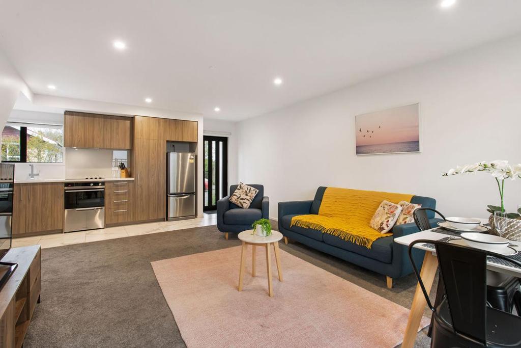 Light & Spacious 2Bdrm Townhouse Off Street Park Κράισττσερτς Εξωτερικό φωτογραφία